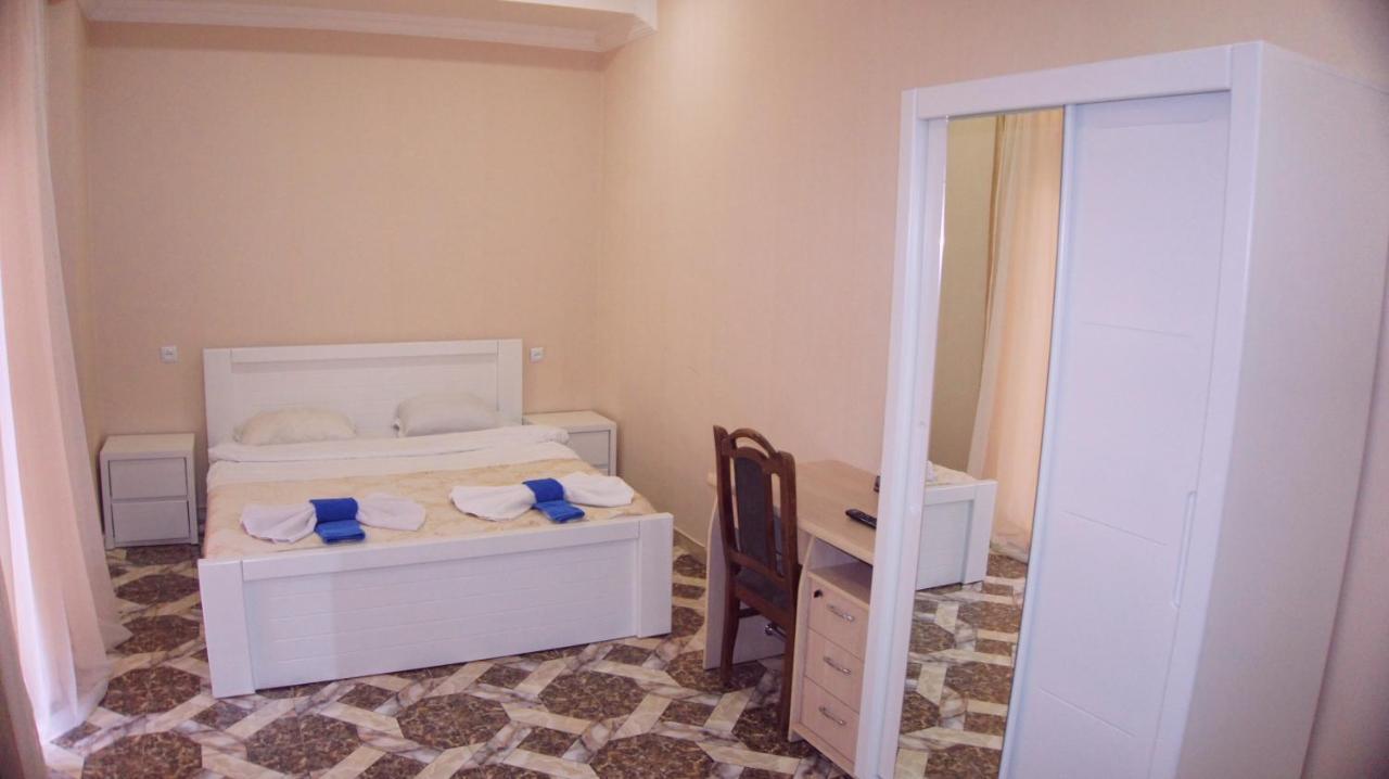 Elite Lux Hotel Tbilisi Exteriör bild